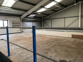 Little Balmer, Buckingham to rent Interior Photo- Image 2 of 2