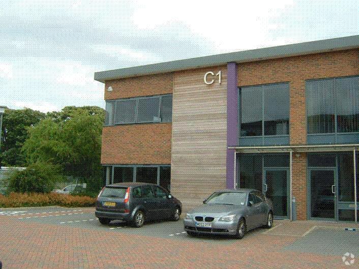 Yeoman Gate, Worthing BN13 3QZ