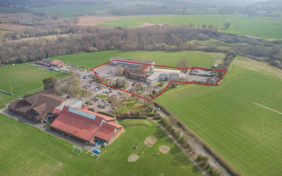 Penns Pl, Petersfield for sale Primary Photo- Image 1 of 4