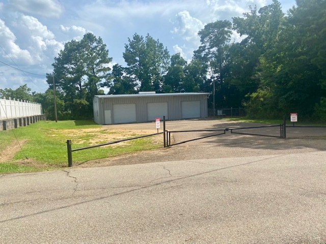 1040 Longleaf Rd, Mccomb, MS for sale - Building Photo - Image 1 of 5