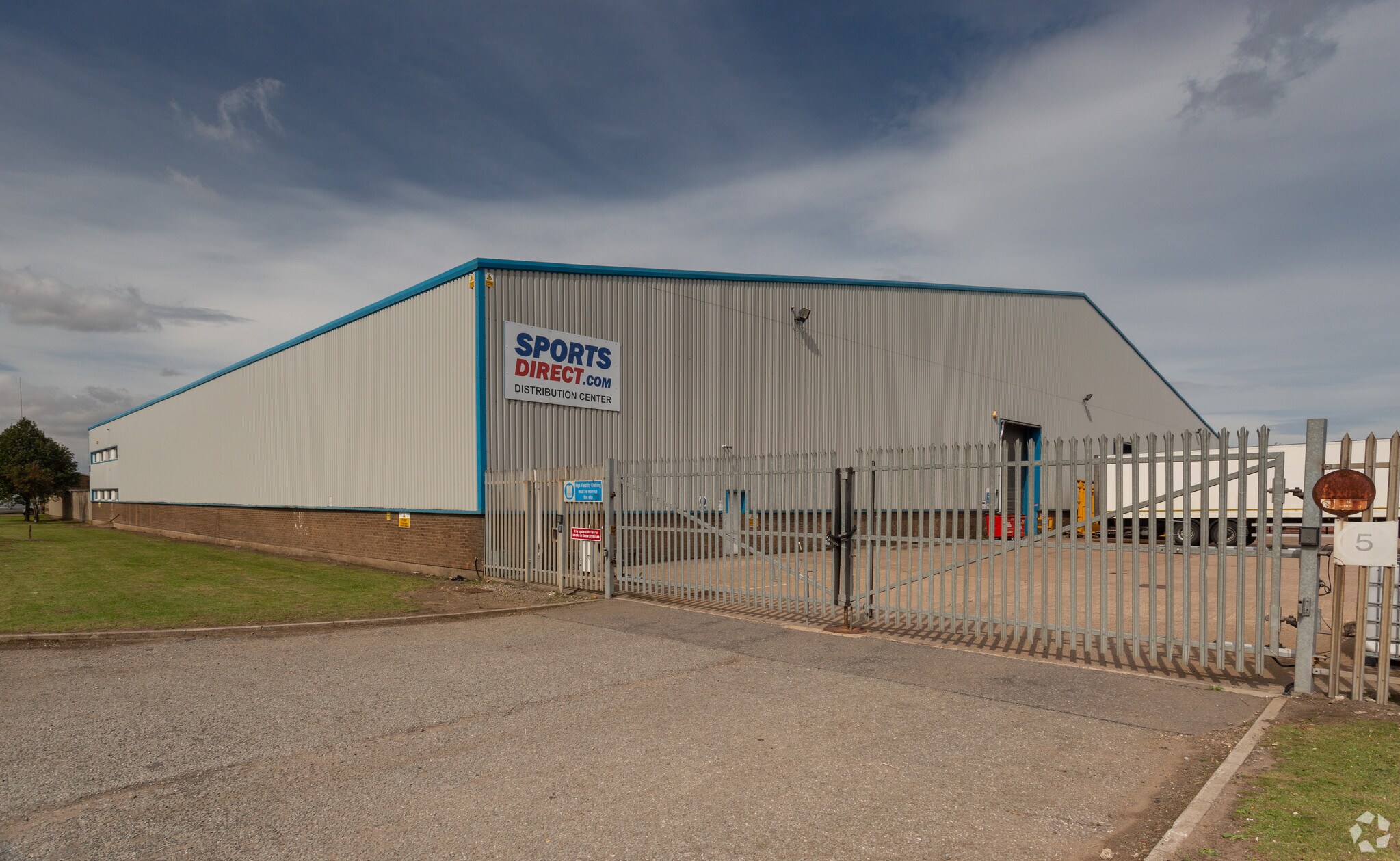 Estate Road No 1, Grimsby for sale Building Photo- Image 1 of 1