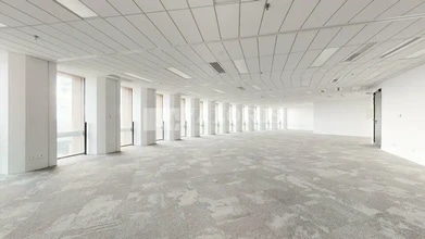 Office in Lyon to rent Interior Photo- Image 2 of 5