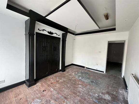 24 Westgate, Grantham, LIN NG31 6LX - Unit 26 -  - Interior Photo - Image 1 of 9