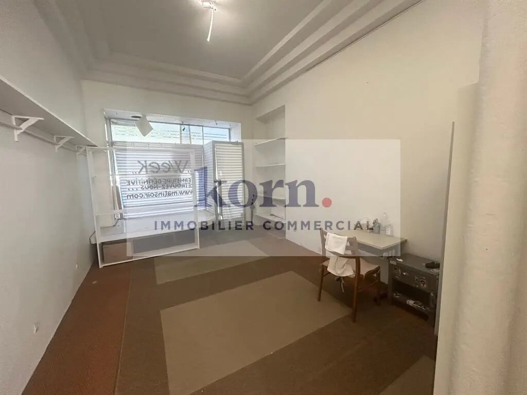 Location Commerce 53 m² - Photo 1