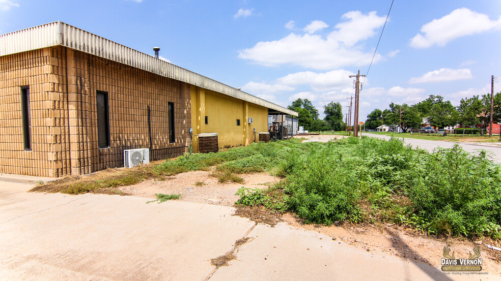 1331 Cumberland St, Vernon, TX for sale - Building Photo - Image 3 of 46