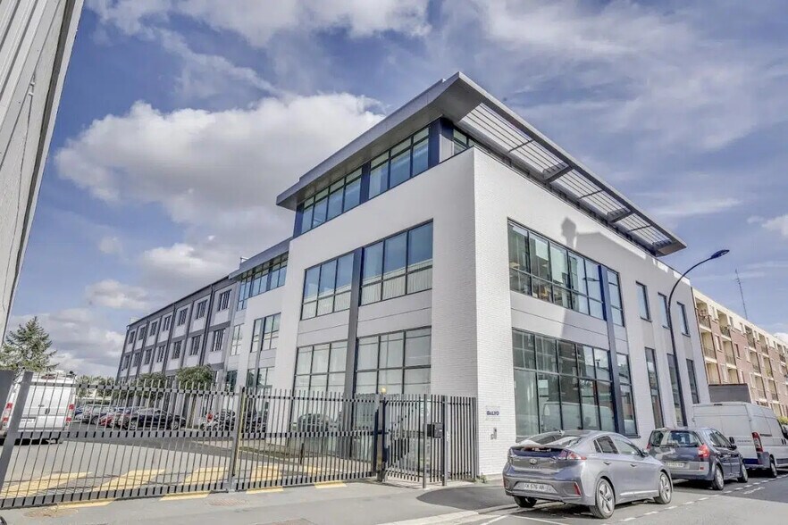 Industrial in Ivry-sur-Seine to rent - Building Photo - Image 2 of 30