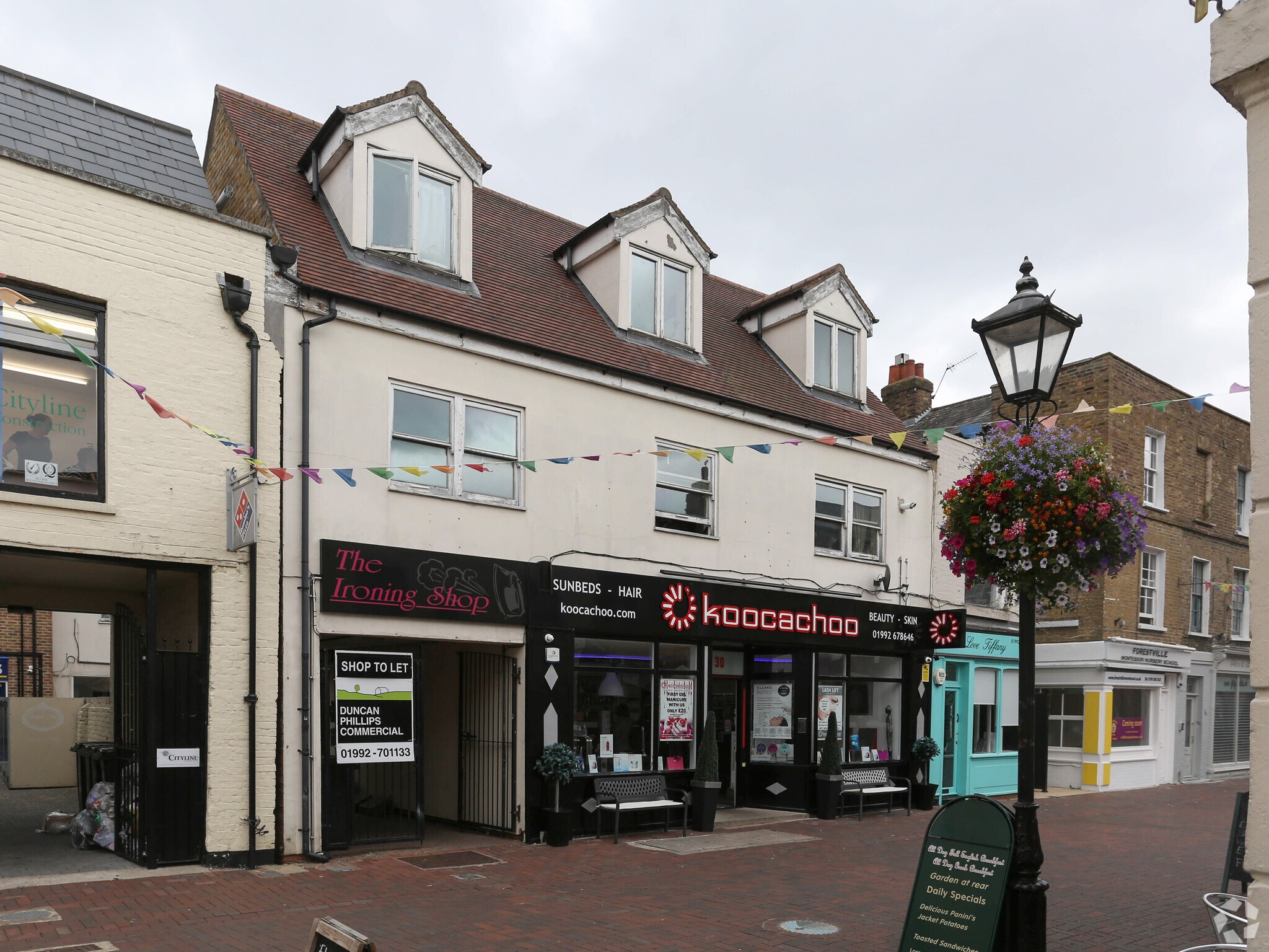 30 Sun St, Waltham Abbey for sale Primary Photo- Image 1 of 1