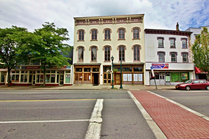 1008 Main St, Peekskill, NY for sale - Primary Photo - Image 1 of 14