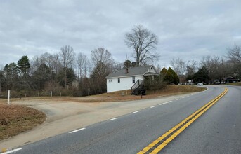 1491 Central Ave, Demorest, GA for sale Primary Photo- Image 1 of 1