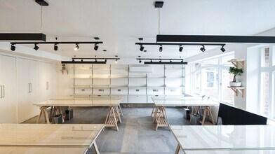 Bramber Rd, London to rent Interior Photo- Image 2 of 2