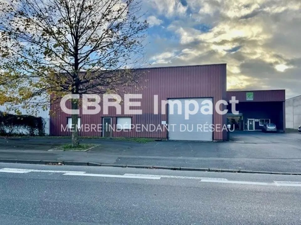 Location Local d'activités 437 m² - Photo 1