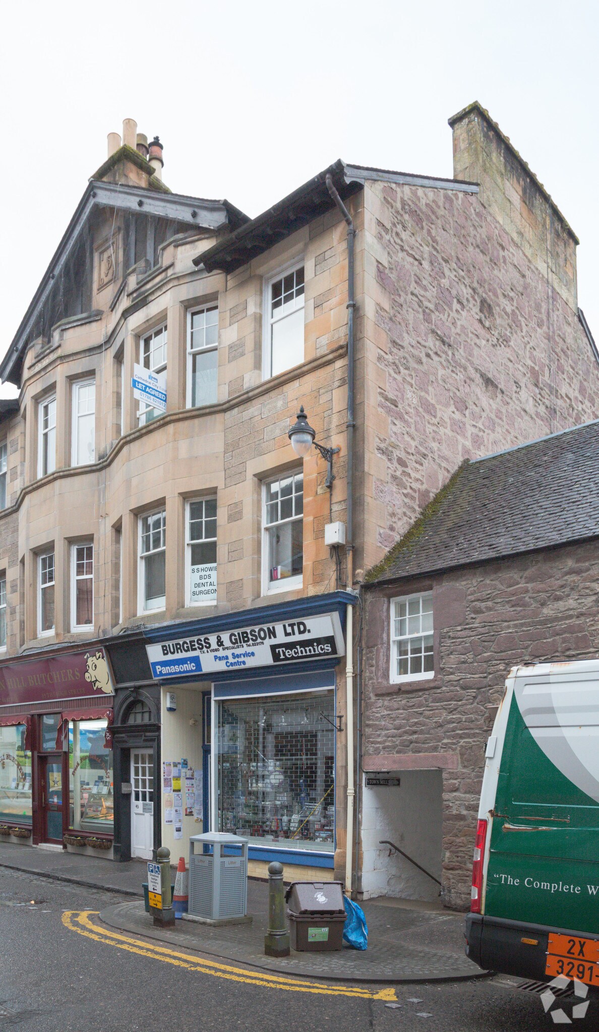 43-45 High St, Dunblane for sale Primary Photo- Image 1 of 1