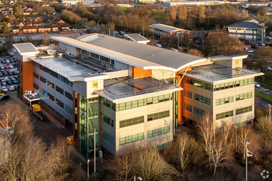 Wolverhampton Rd, Oldbury to rent - Building Photo - Image 2 of 2