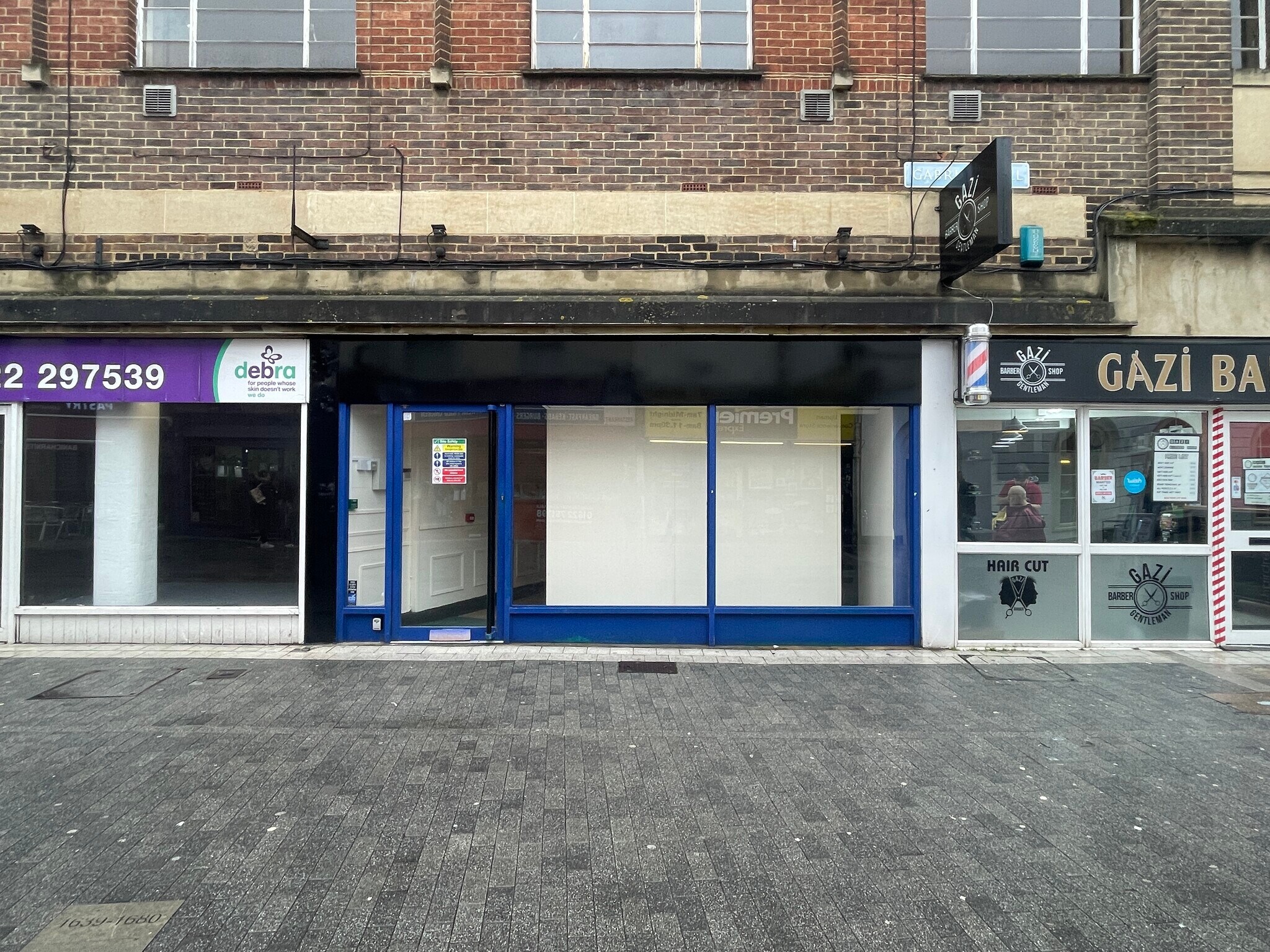 12 Gabriels Hl, Maidstone to rent Building Photo- Image 1 of 3