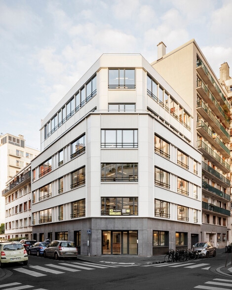 Office in Boulogne-Billancourt to rent - Building Photo - Image 1 of 15
