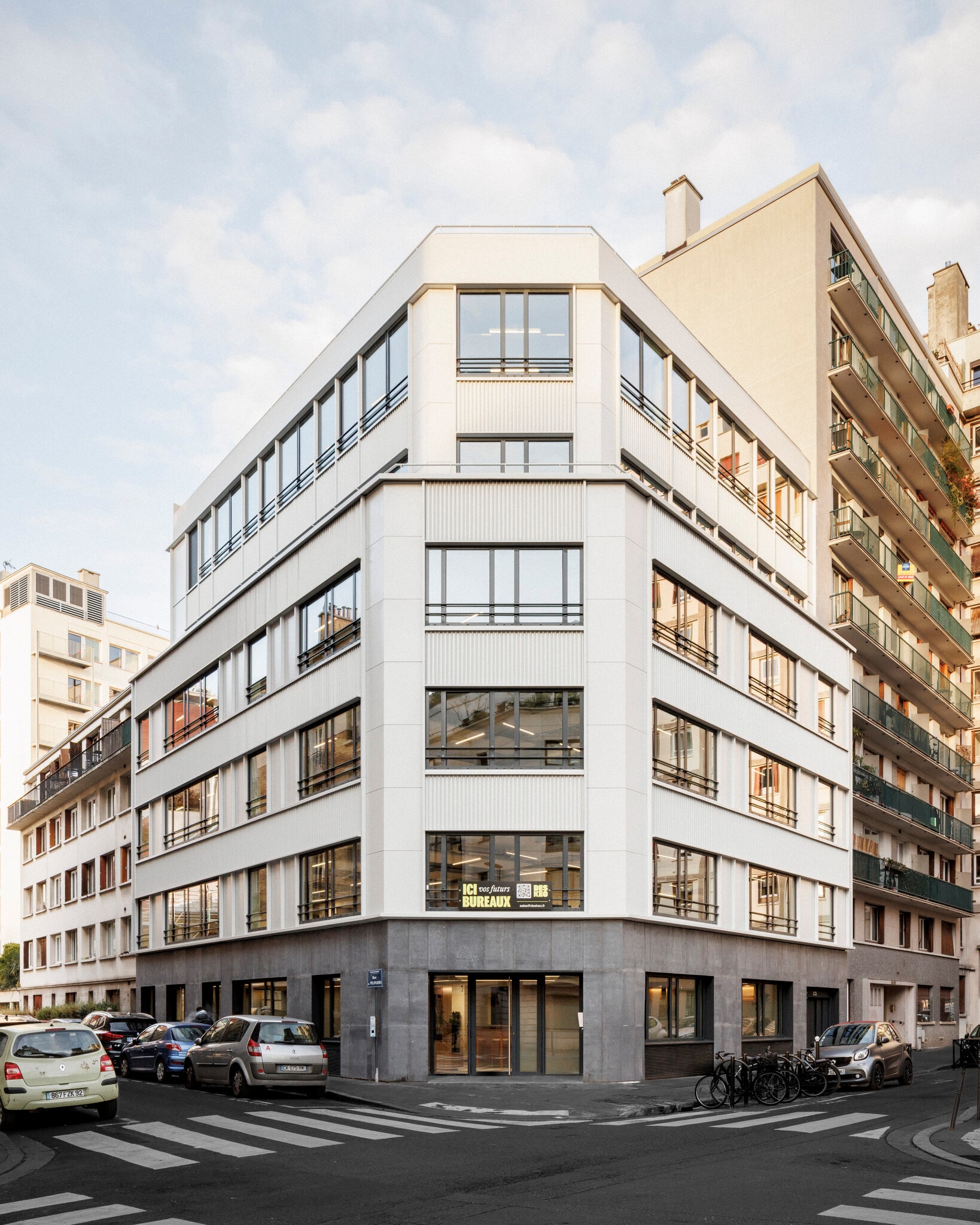 Office in Boulogne-Billancourt to rent Building Photo- Image 1 of 16