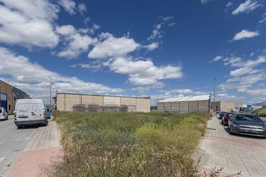 Paseo de las Andas, 7, Las Gabias, Granada for sale - Building Photo - Image 2 of 14