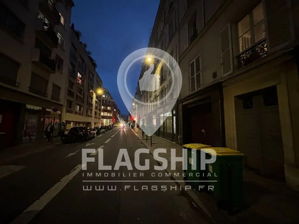 Location Commerce 90 m² - Photo 1