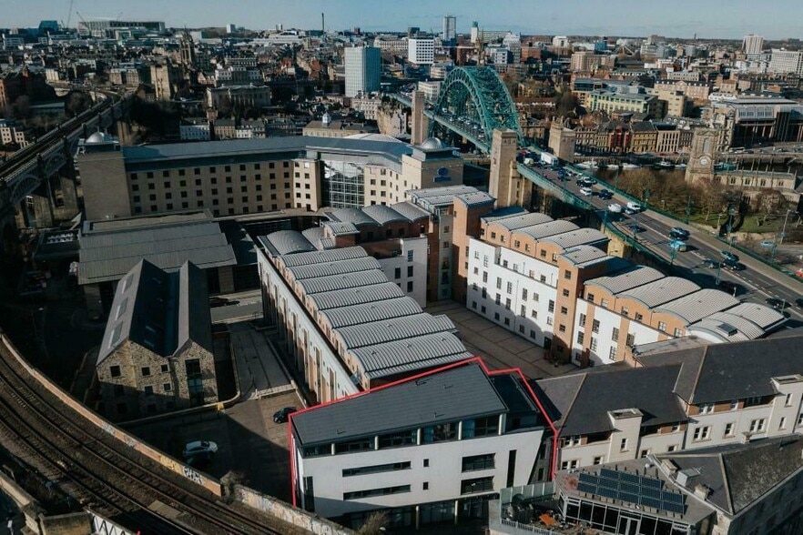 30 Half Moon Ln, Gateshead to rent - Building Photo - Image 3 of 10