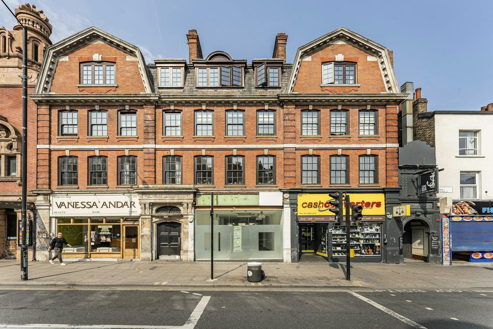 295 Mare St, London to rent Building Photo- Image 1 of 14