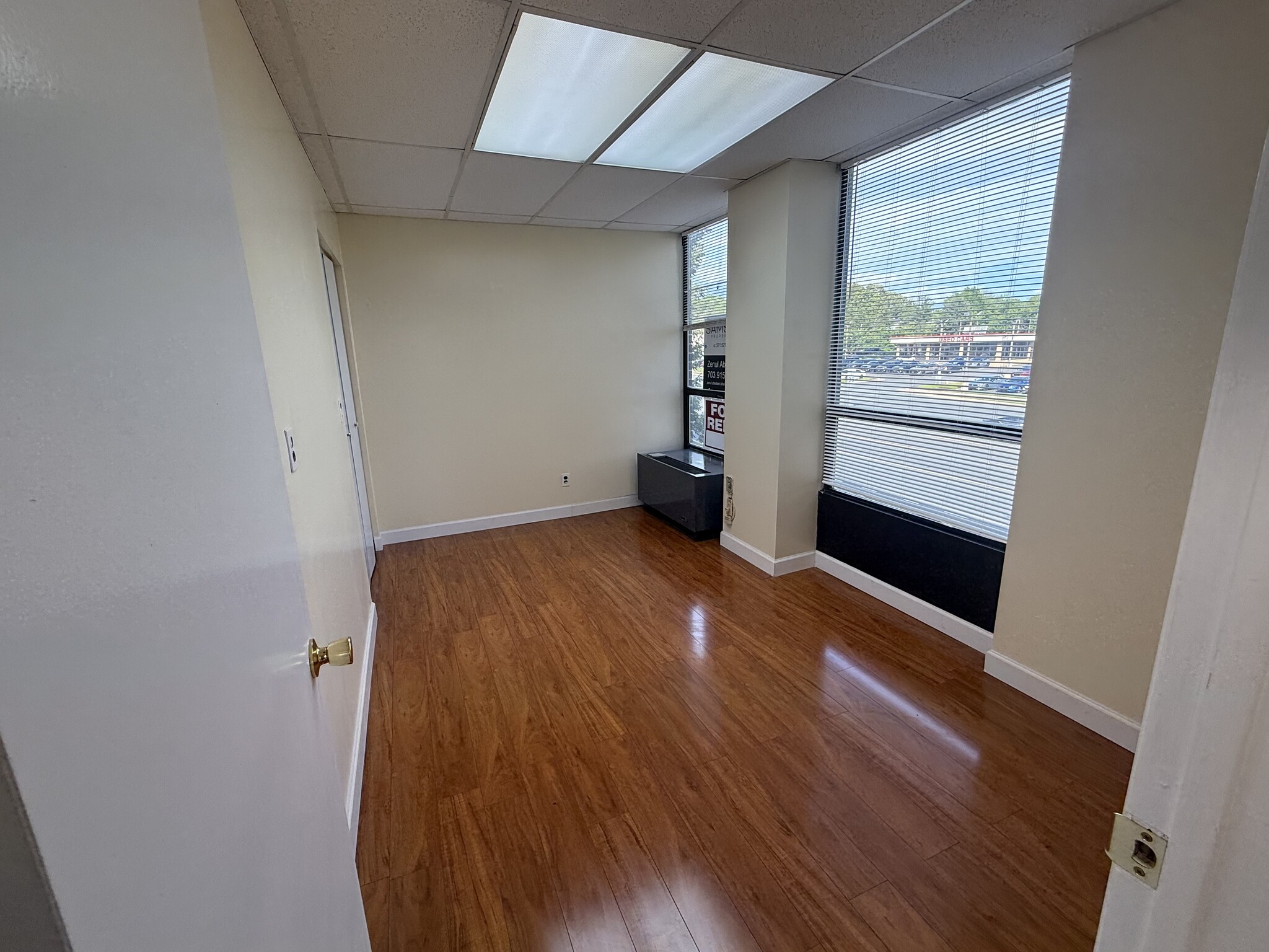 14904 Richmond Hwy, Woodbridge, VA to rent Building Photo- Image 1 of 14