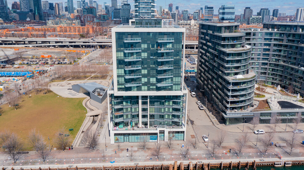 215 Queens Quay E, Toronto, ON for rent - Building Photo - Image 2 of 21