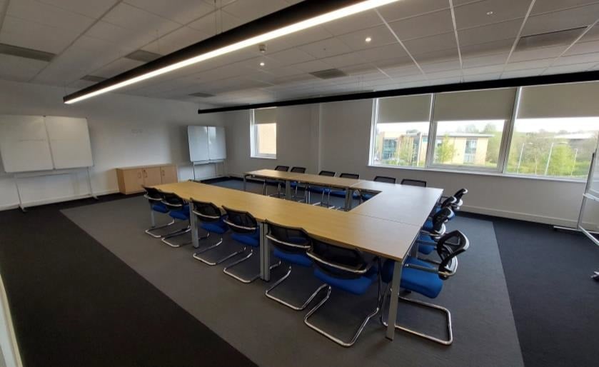 Harlequin Office Park, Bristol to rent Interior Photo- Image 1 of 10