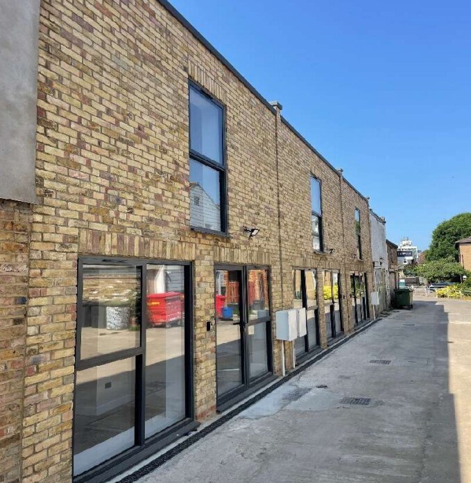 3-5 Plough Ln, Teddington for sale Primary Photo- Image 1 of 1