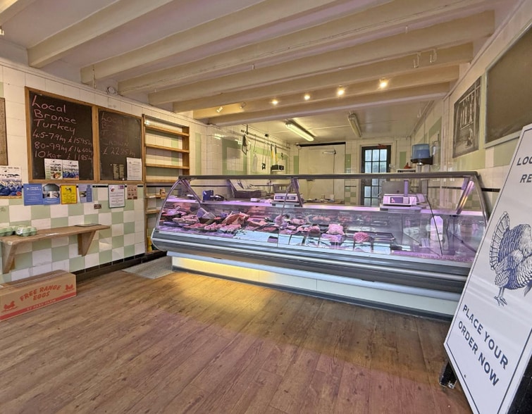 1 High St, Burwash for sale - Interior Photo - Image 3 of 7