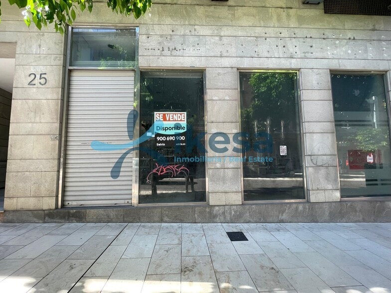 Retail in Huelva, Huelva for sale - Building Photo - Image 1 of 46
