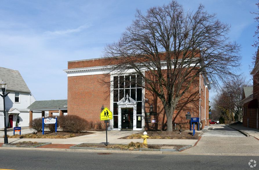 101 W Main St, Moorestown, NJ for sale - Building Photo - Image 1 of 1