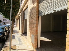 Retail in Tortosa, Tarragona to rent Building Photo- Image 1 of 3