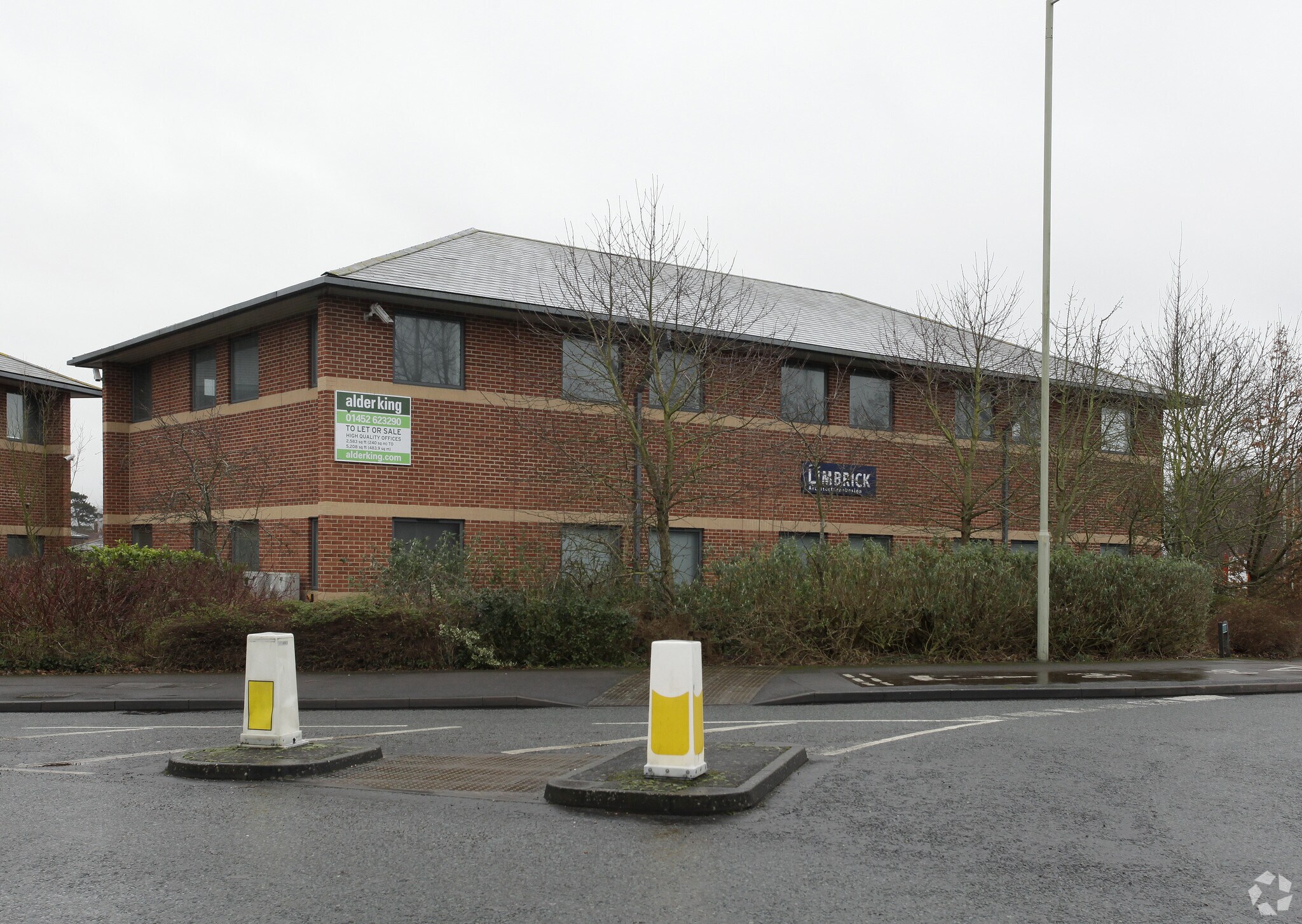 Falcon Clos, Quedgeley for sale Primary Photo- Image 1 of 1