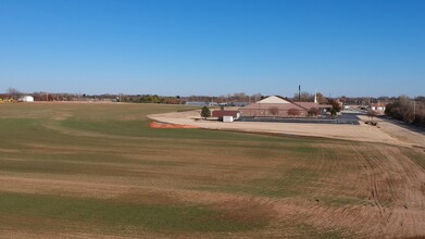 W Center Rd, Goldsby, OK for sale Primary Photo- Image 1 of 1