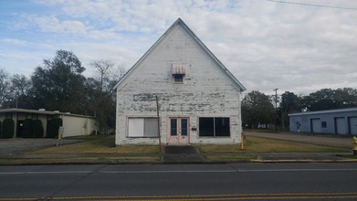 702 N Main St, Jennings, LA for sale Primary Photo- Image 1 of 1