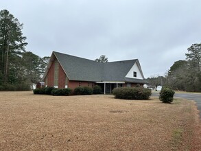 429 Lee, Beulaville, NC for sale Primary Photo- Image 1 of 1