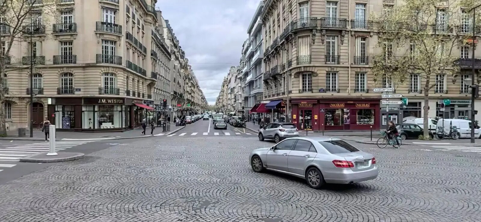 Retail in Paris to rent Building Photo- Image 1 of 2