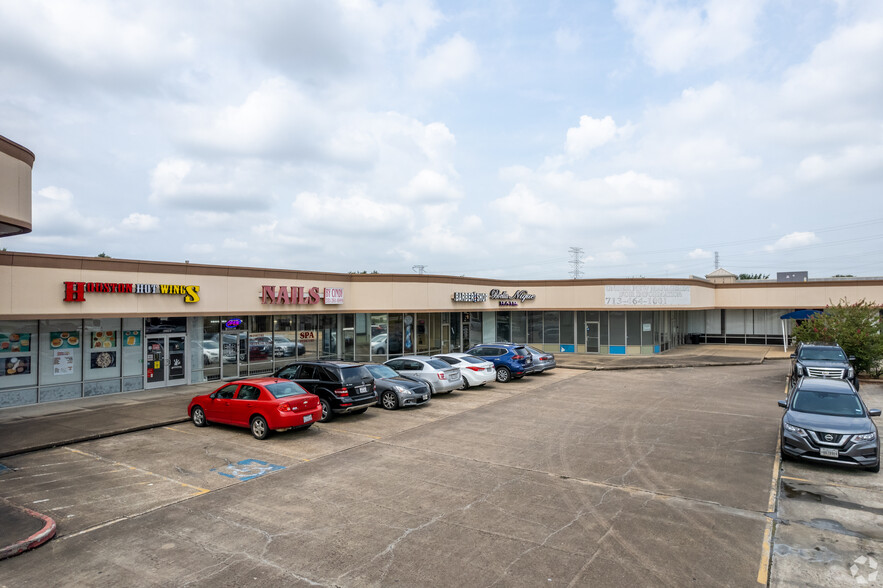 1250 Texas Pky, Stafford, TX for rent - Building Photo - Image 3 of 5