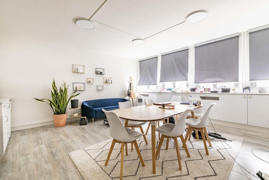 Office in Levallois-Perret to rent - Interior Photo - Image 3 of 5