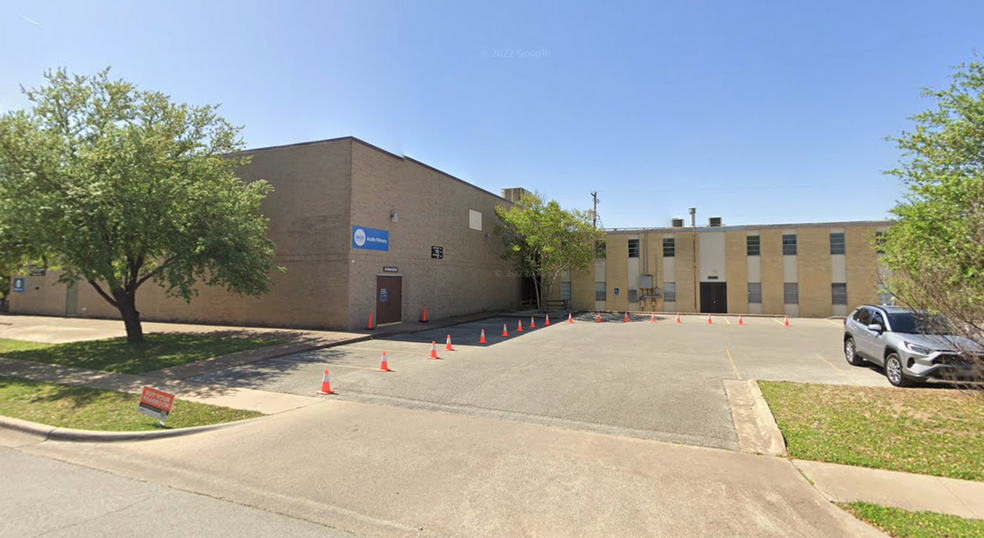 7600 Woodrow Ave, Austin, TX for rent - Building Photo - Image 1 of 28