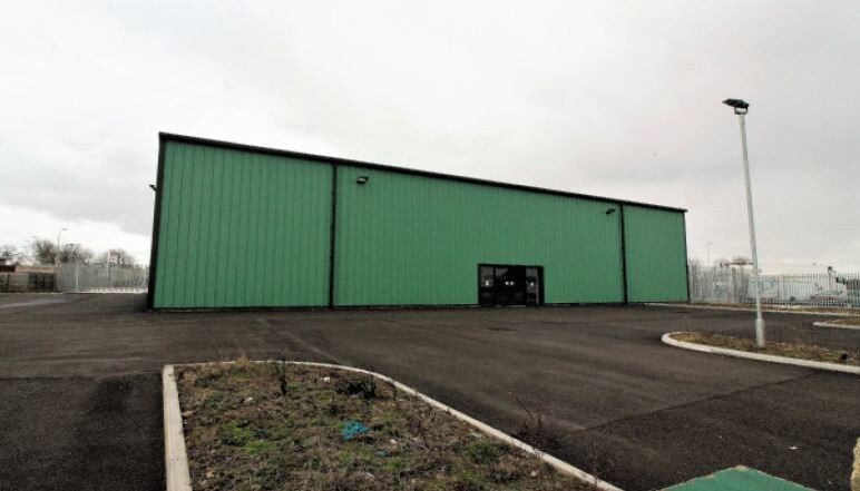 Shrewsbury Rd, Oswestry for sale Primary Photo- Image 1 of 1