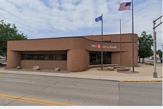 101 N Main St, Shawano, WI for rent Building Photo- Image 1 of 4