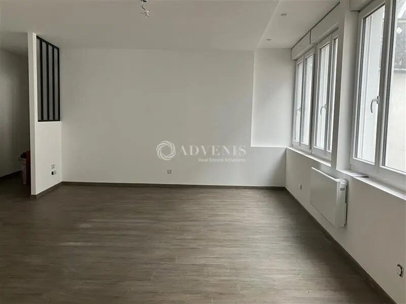 Vente Bureaux 66 m² - Photo 1