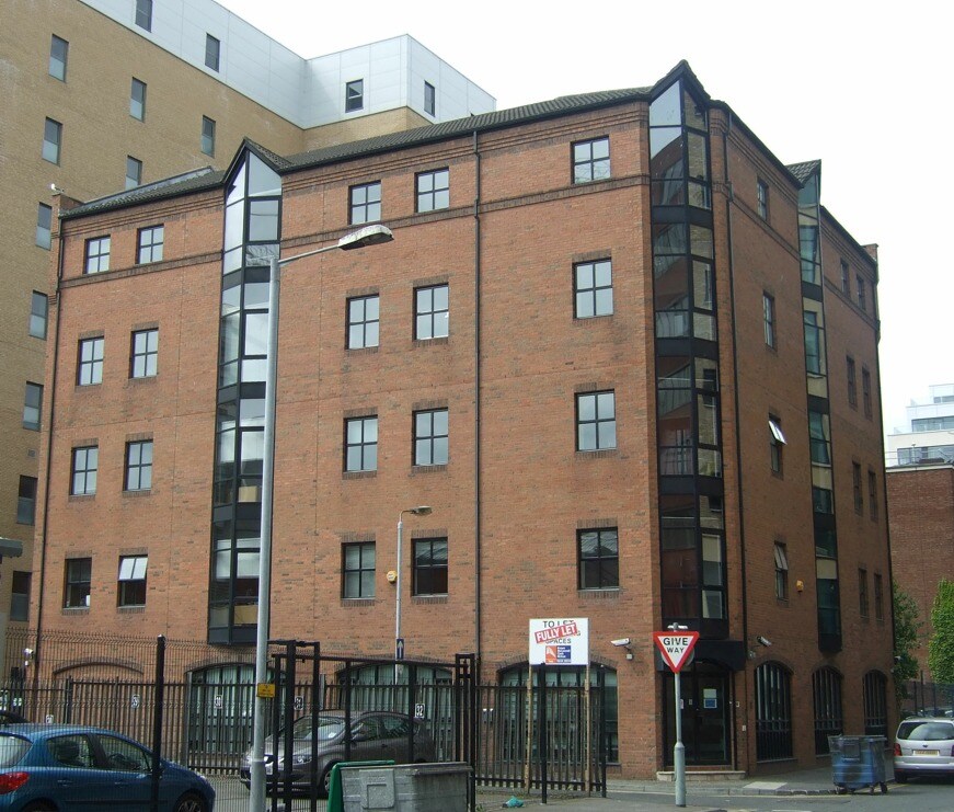 16-18 Gloucester St, Belfast for sale Primary Photo- Image 1 of 1