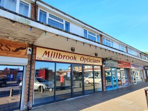 5-5A Millbrook Sq, Grove for sale Primary Photo- Image 1 of 5