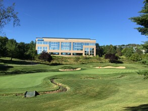 500 Technology Dr, Canonsburg, PA for rent Building Photo- Image 1 of 2