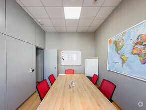 Office in Madrid, MAD for rent Interior Photo- Image 2 of 8