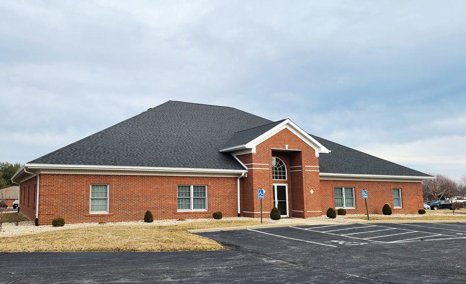 4980 Benchmark Centre Dr, Belleville, IL to rent - Building Photo - Image 2 of 9