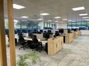 3200 Century Way, Leeds to rent Interior Photo- Image 2 of 6