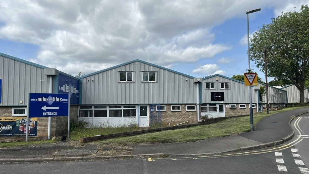 St Marys Rd, Leamington Spa to rent - Building Photo - Image 3 of 18